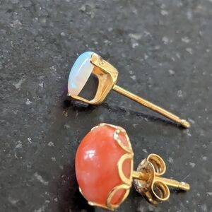 2 14k single earrings